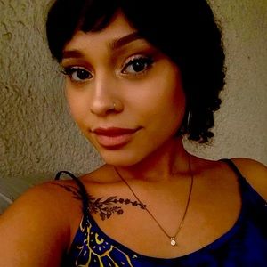 Meet your Posher, Arianna